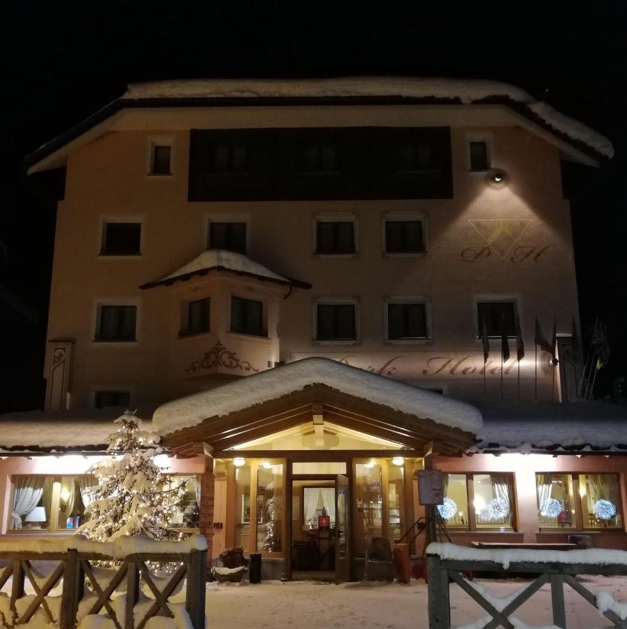 Park Hotel 산타카테리나발루프바 외부 사진