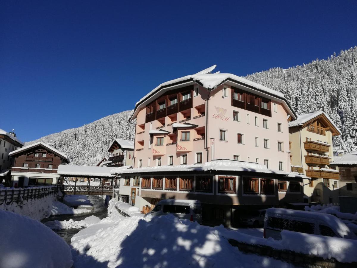 Park Hotel 산타카테리나발루프바 외부 사진
